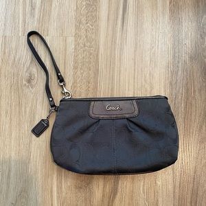 COACH wristlet wallet